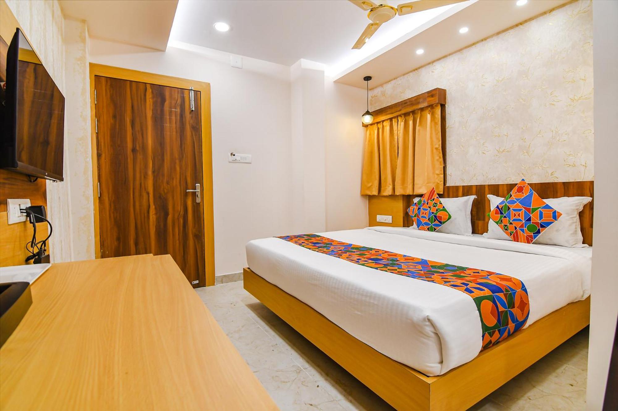 Fabhotel Sonali Golden Palace - Nr Bhubaneswar Railway Station Exterior foto